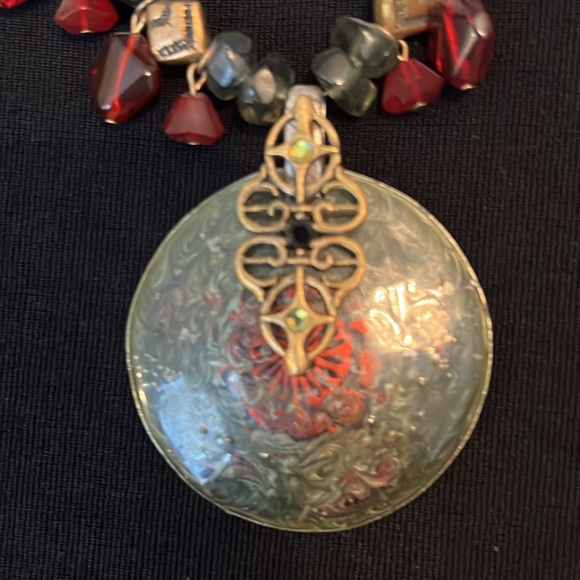 Chicos, green and brown, beautiful earrings, and necklace - Picture 3 of 5